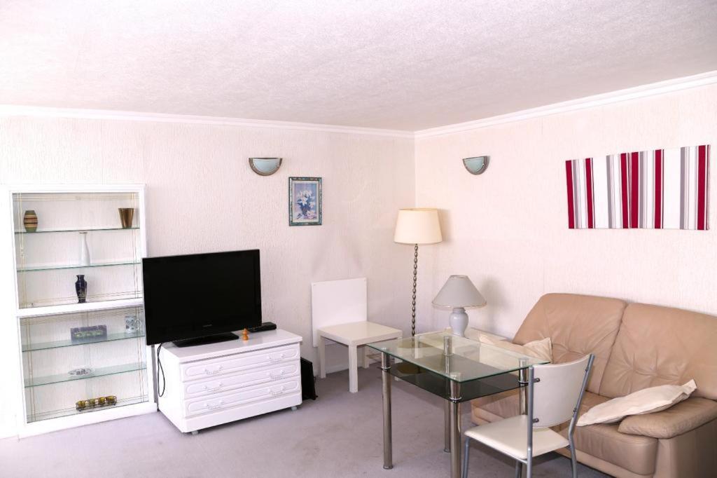 Apartment Koblenzerstrasse 16